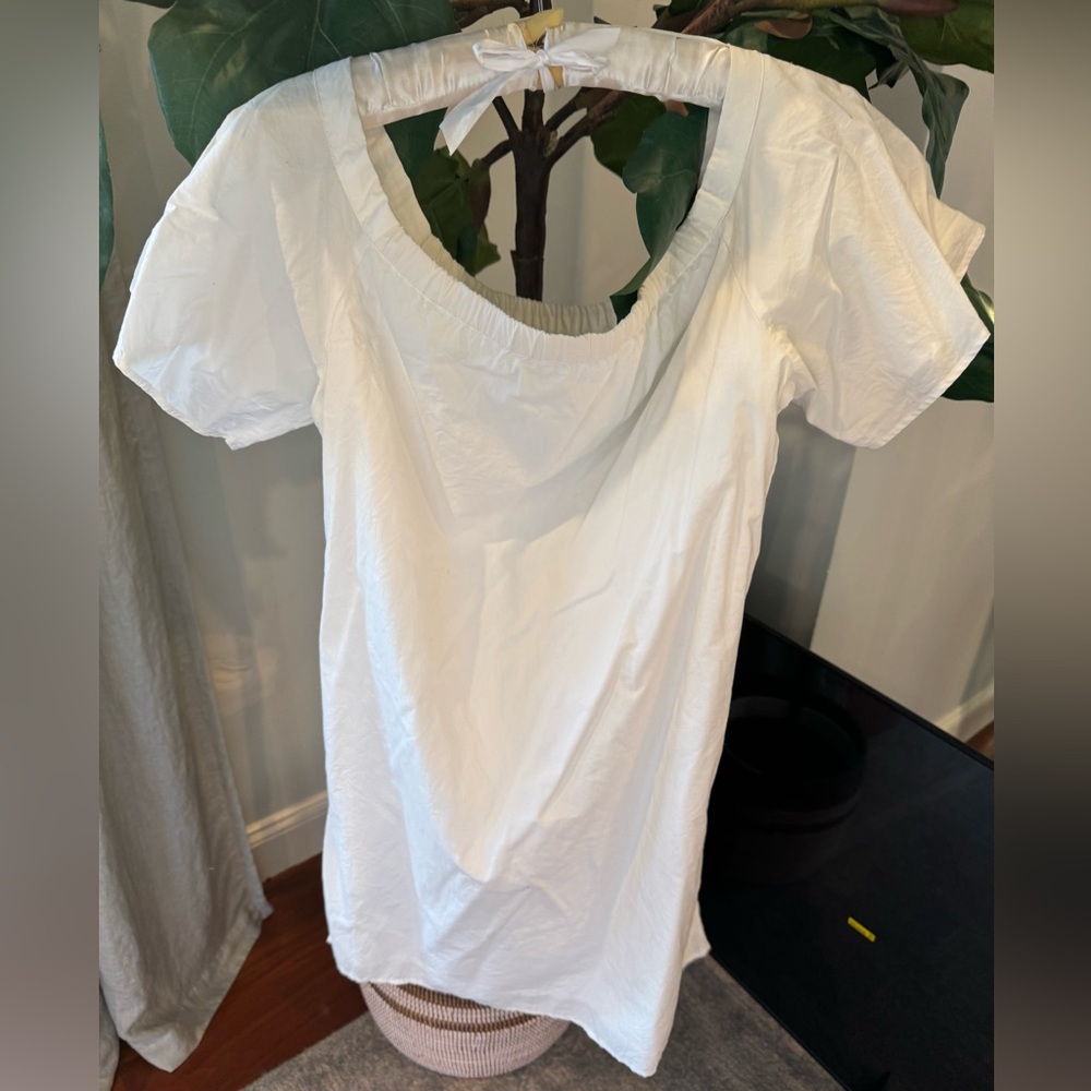 White Banana Republic Lightweight Summer Dress Size Medium